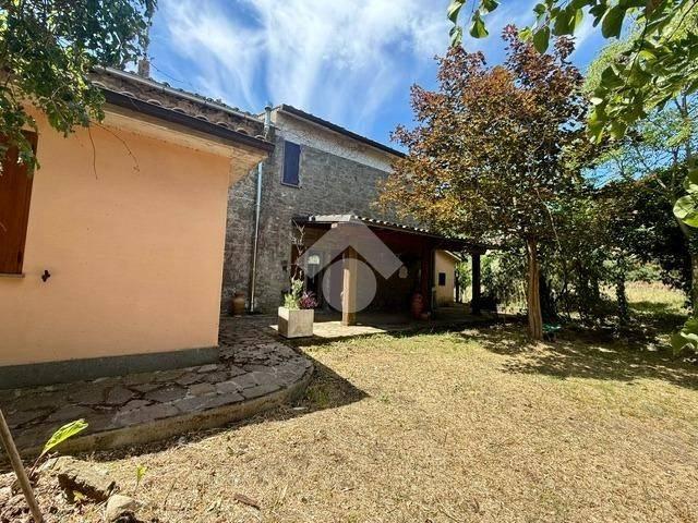 Villa Indipendente in vendita a Montefiascone, Lazio