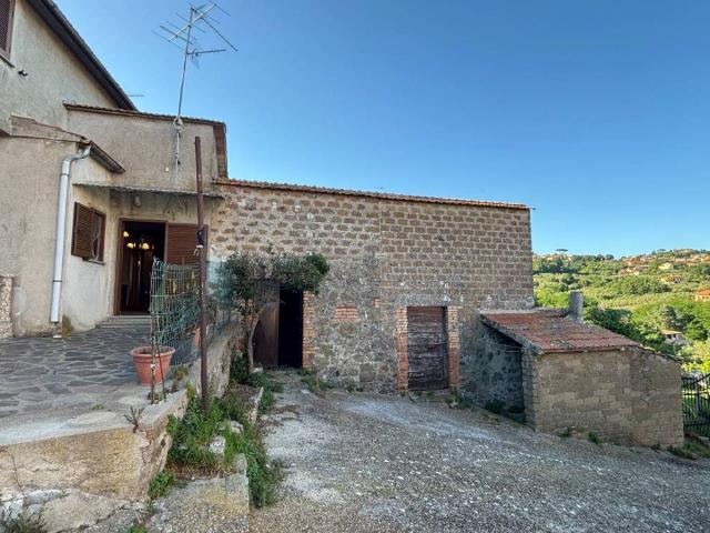 Villa Indipendente in vendita a Le Mosse, Montefiascone