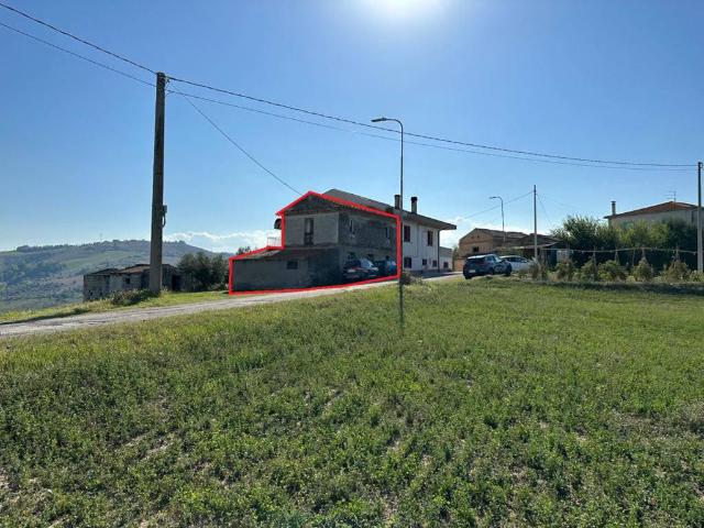 Villa Indipendente in vendita a Montefino, Abruzzo