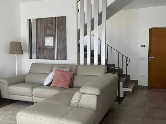 Villa Indipendente in vendita a Montefiore Conca, Reggio Emilia