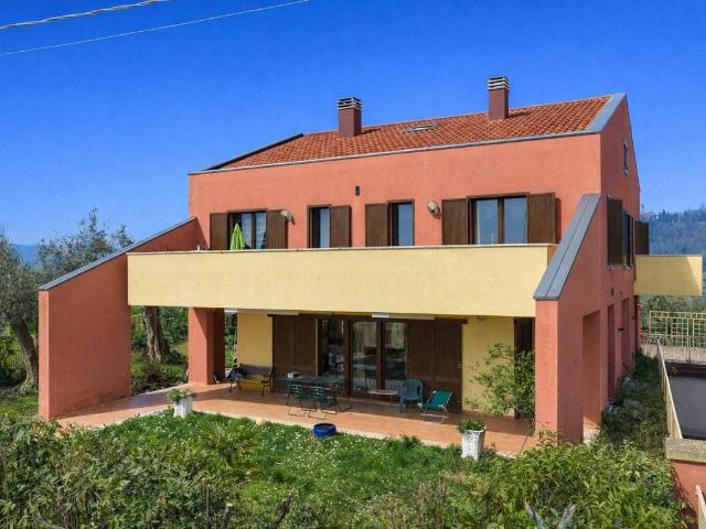 Villa Indipendente in vendita a Montefiore Conca, Reggio Emilia