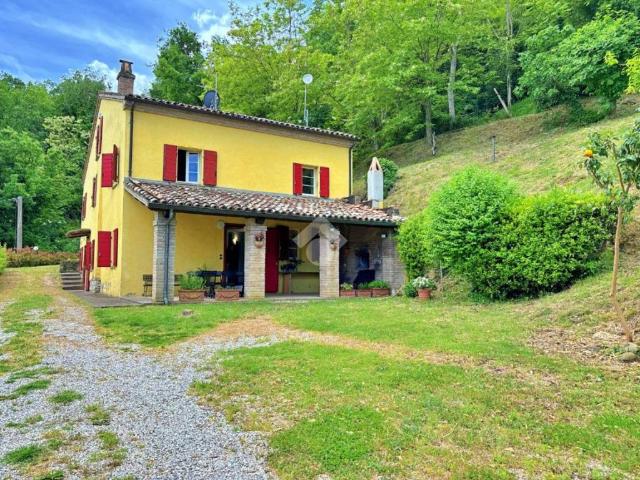 Villa Indipendente in vendita a Montefiore Conca, Reggio Emilia