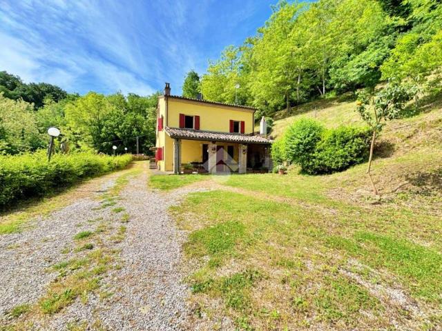 Villa Indipendente in vendita a Montefiore Conca, Reggio Emilia