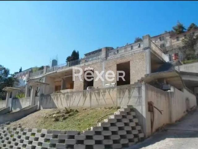 Villa Indipendente in vendita a San Giovanni, Marche