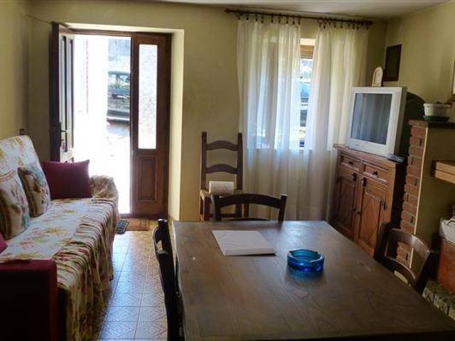 Villa Indipendente in vendita a Unione dei comuni del Distretto Ceramico, Montefiorino