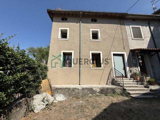 Villa Indipendente in vendita a Brognoligo, Monteforte D'alpone