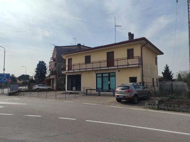 Villa Indipendente in vendita a Monteforte D'alpone, Veneto