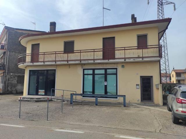 Villa Indipendente in vendita a Monteforte D'alpone, Veneto