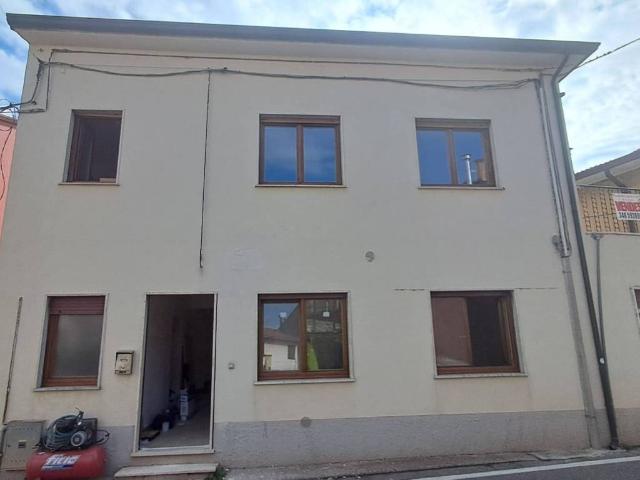 Villa Indipendente in vendita a Costalunga, Monteforte d'Alpone