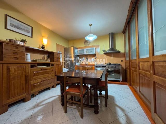 Villa Indipendente in vendita a Monteforte Irpino, Campania