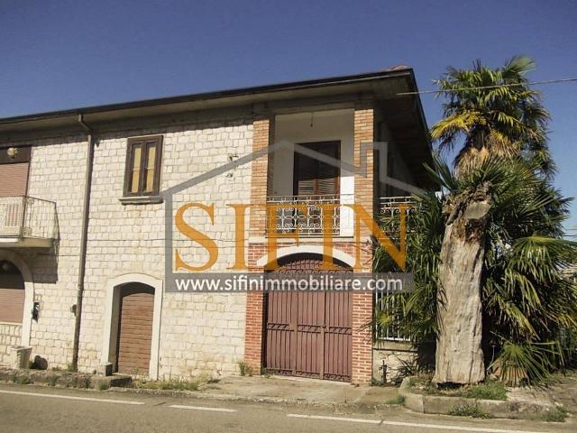 Villa Indipendente in vendita a Montaperto, Prata Principato Ultra