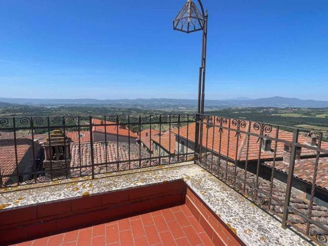 Villa Indipendente in vendita a Montegabbione, Umbria