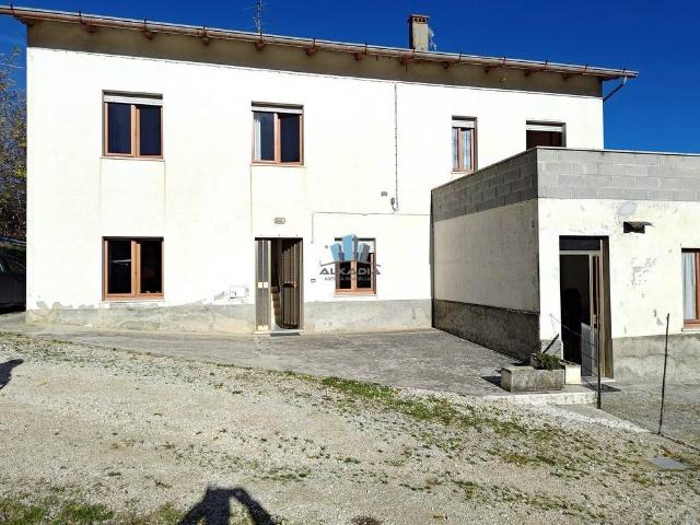 Villa Indipendente in vendita a Marche, Fermo