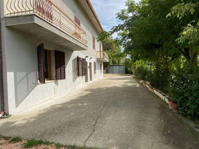 Villa Indipendente in vendita a Marche, Fermo