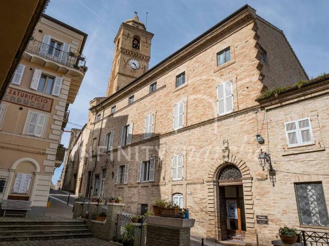 Villa Indipendente in vendita a Marche, Fermo