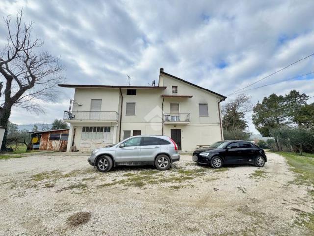 Villa Indipendente in vendita a Montegridolfo, Reggio Emilia