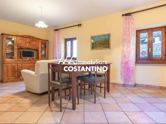 Appartamento in vendita a Ostino, Montegrino Valtravaglia