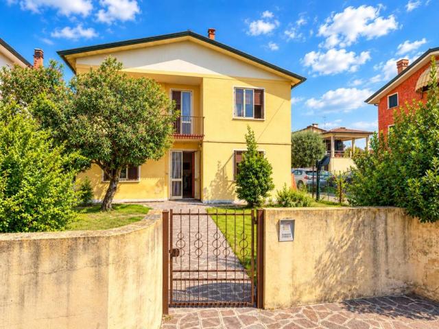 Villa Indipendente in vendita a Montegrotto Terme, Padova