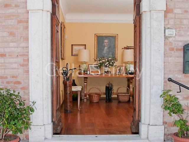 Villa Indipendente in vendita a Marche, Fermo