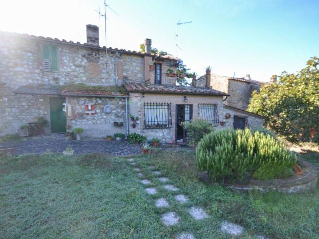 Villa Indipendente in vendita a Monteleone D'orvieto, Umbria
