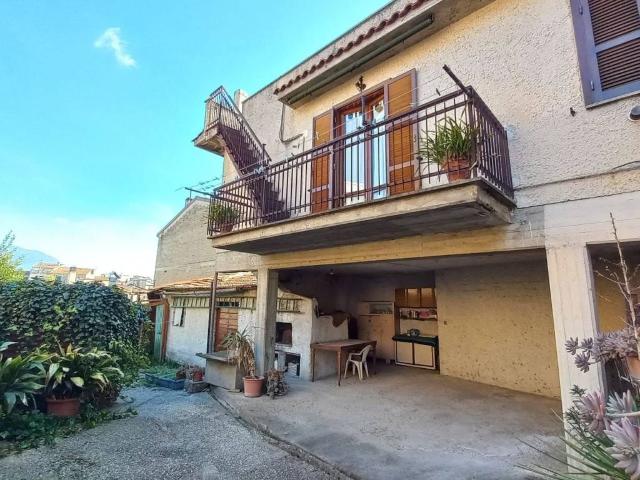 Villa Indipendente in vendita a Roma Capitale, Lazio