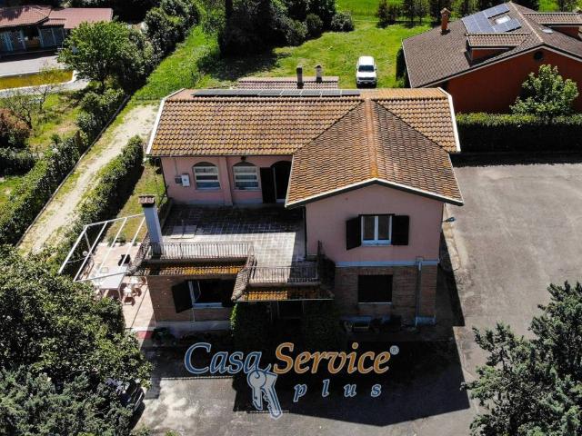 Villa Indipendente in vendita a Roma Capitale, Lazio