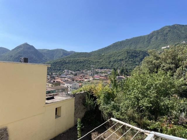 Villa Indipendente in vendita a Montella, Campania