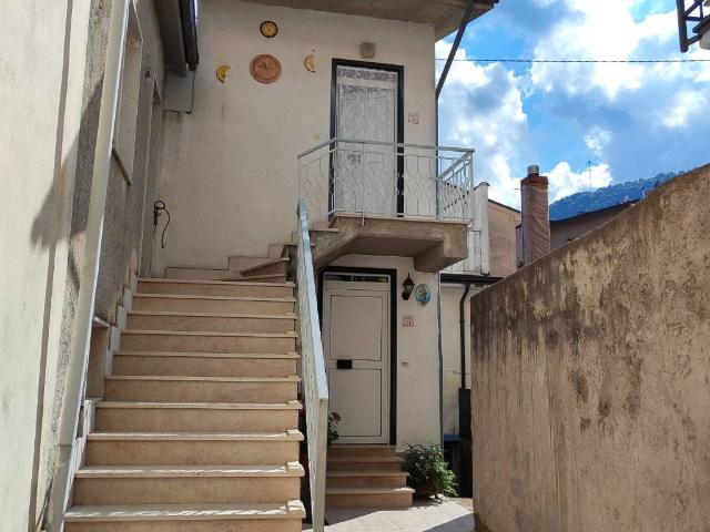 Villa Indipendente in vendita a Montella, Avellino