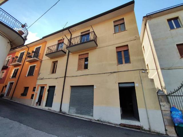 Villa Indipendente in vendita a Montella, Avellino