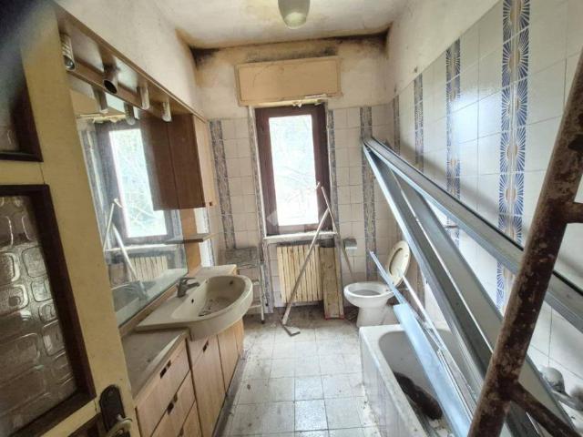 Villa Indipendente in vendita a Montello, Lombardia