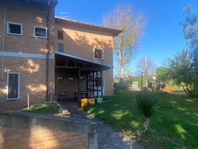 Villa Indipendente in vendita a Marche, Macerata