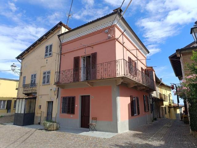 Villa Indipendente in vendita a Piemonte, Asti