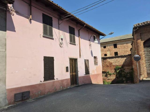 Villa Indipendente in vendita a Piemonte, Asti