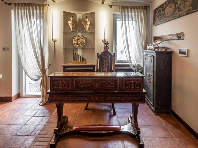 Villa Indipendente in vendita a Piemonte, Asti