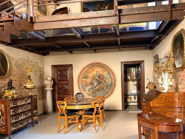 Villa Indipendente in vendita a Piemonte, Asti