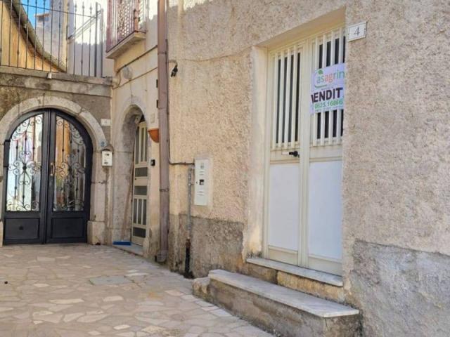 Villa Indipendente in vendita a Montemarano, Avellino