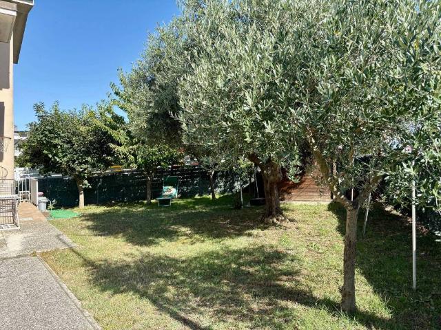 Villa Indipendente in vendita a Marche, Ancona