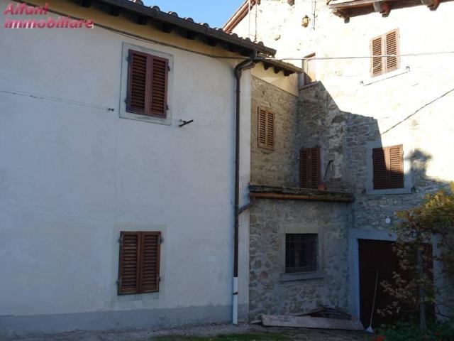 Villa Schiera in vendita a Montemignaio, Toscana