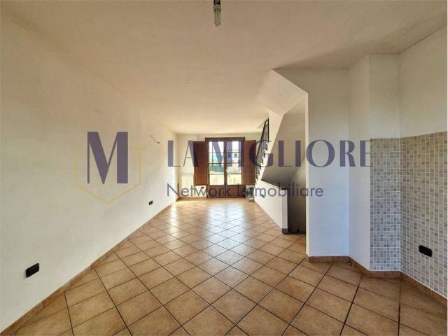 Villa Indipendente in vendita a Montemurlo, Toscana