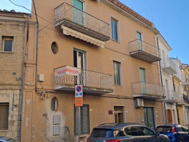 Villa Indipendente in vendita a Montenero di Bisaccia, Molise