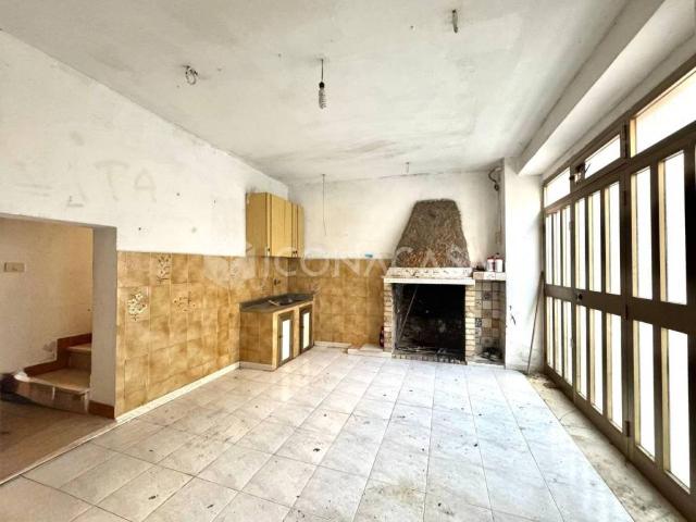 Villa Indipendente in vendita a Monteodorisio, Abruzzo