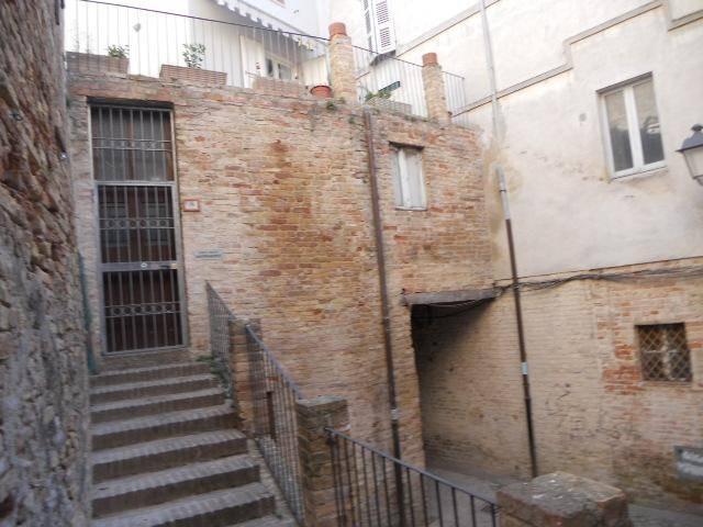 Villa Indipendente in vendita a Bora Ragnola, Marche