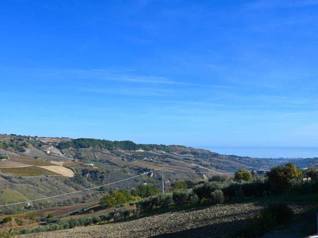Villa Indipendente in vendita a San Giacomo, Marche