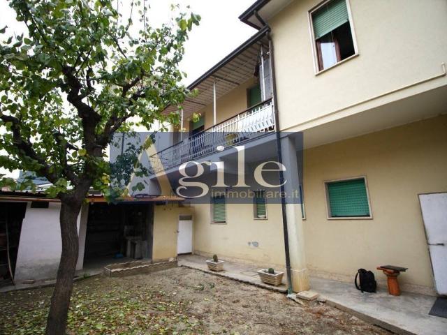 Villa Indipendente in vendita a Marche, Ascoli Piceno