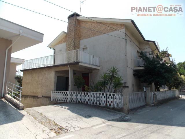 Villa Indipendente in vendita a Marche, Ascoli Piceno