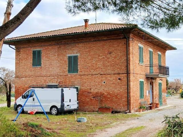 Villa Indipendente in vendita a Abbadia di Montepulciano, Abbadia Di Montepulciano