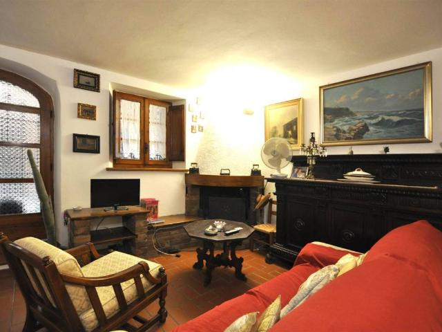 Villa Indipendente in vendita a Abbadia Di Montepulciano, Toscana