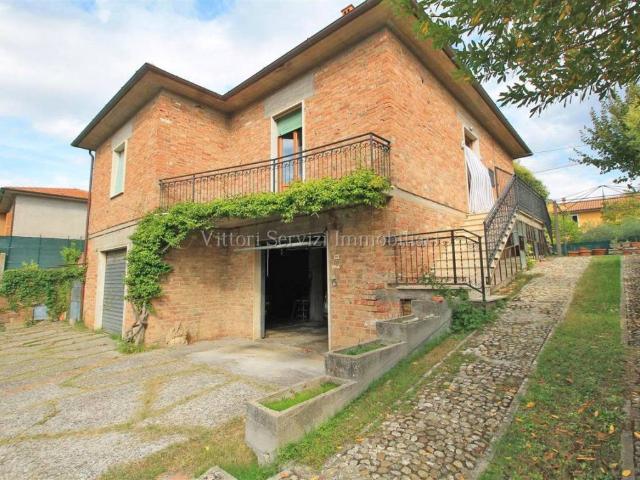 Villa Indipendente in vendita a Abbadia Di Montepulciano, Toscana