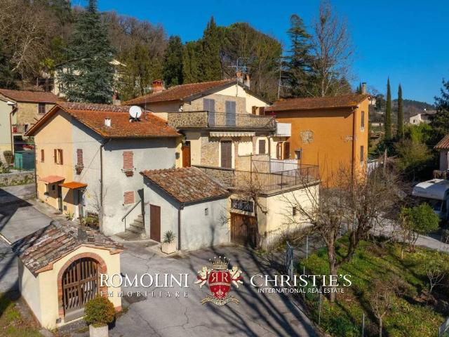 Villa Indipendente in vendita a Monterchi, Toscana