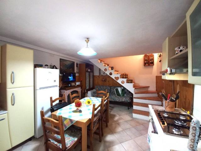Villa Indipendente in vendita a Montereale, Abruzzo